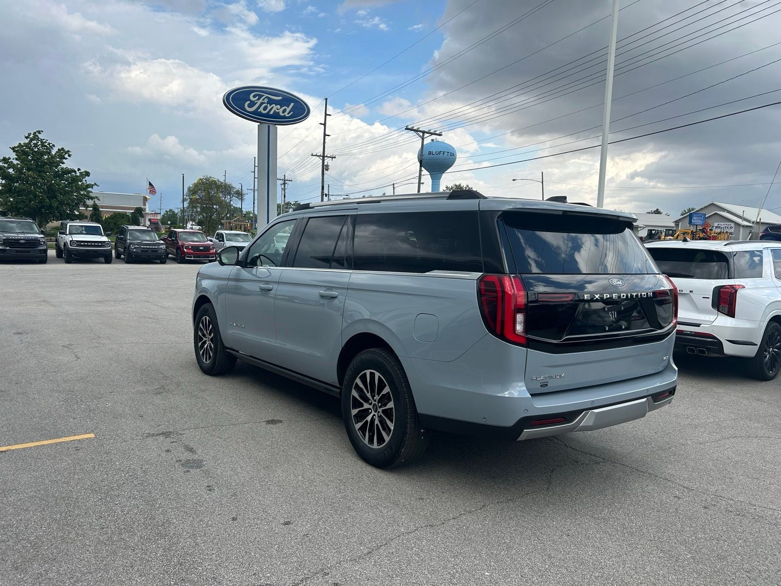 2025 Ford Expedition Max Platinum