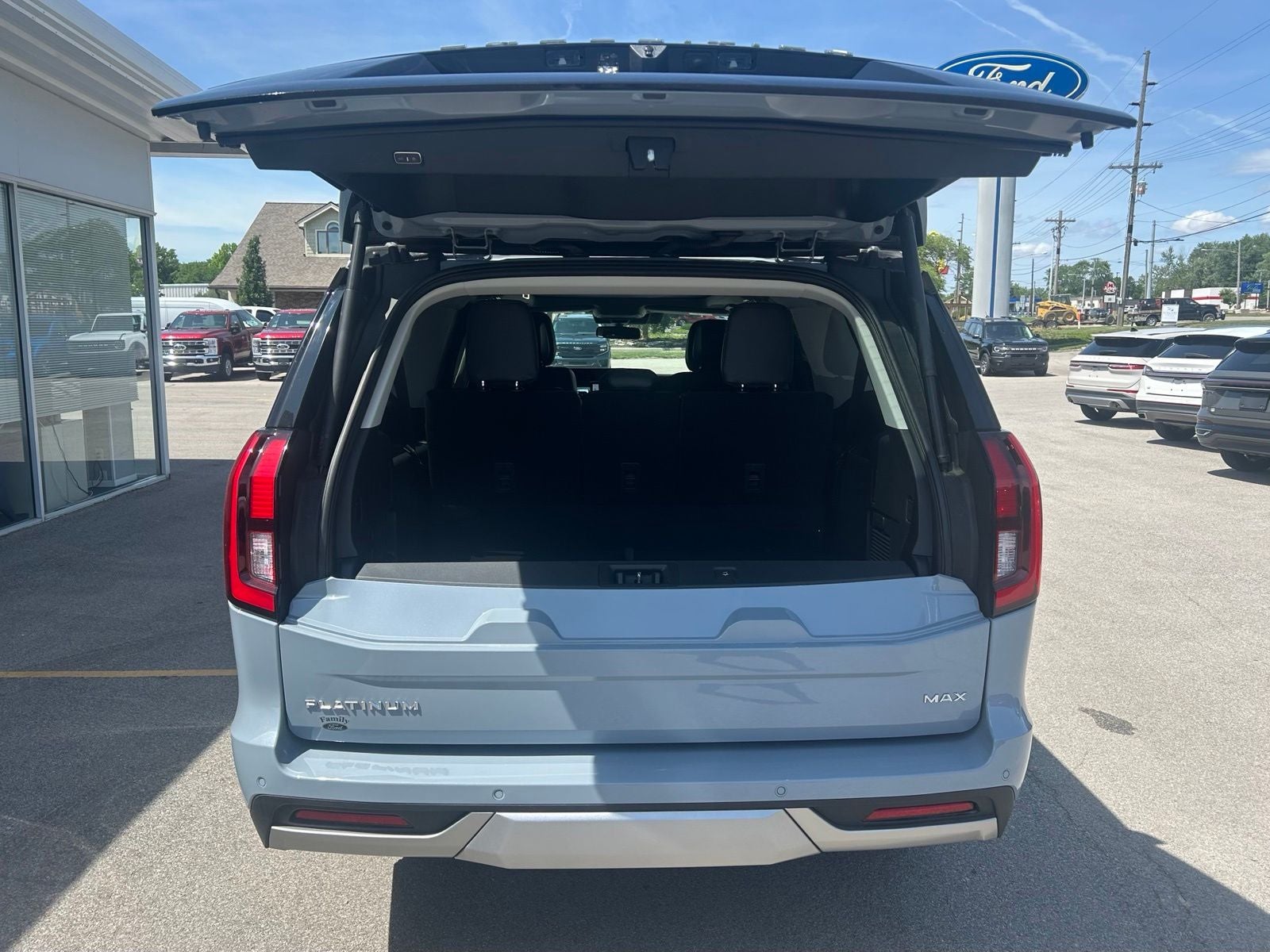 2026 Ford Expedition Max Platinum