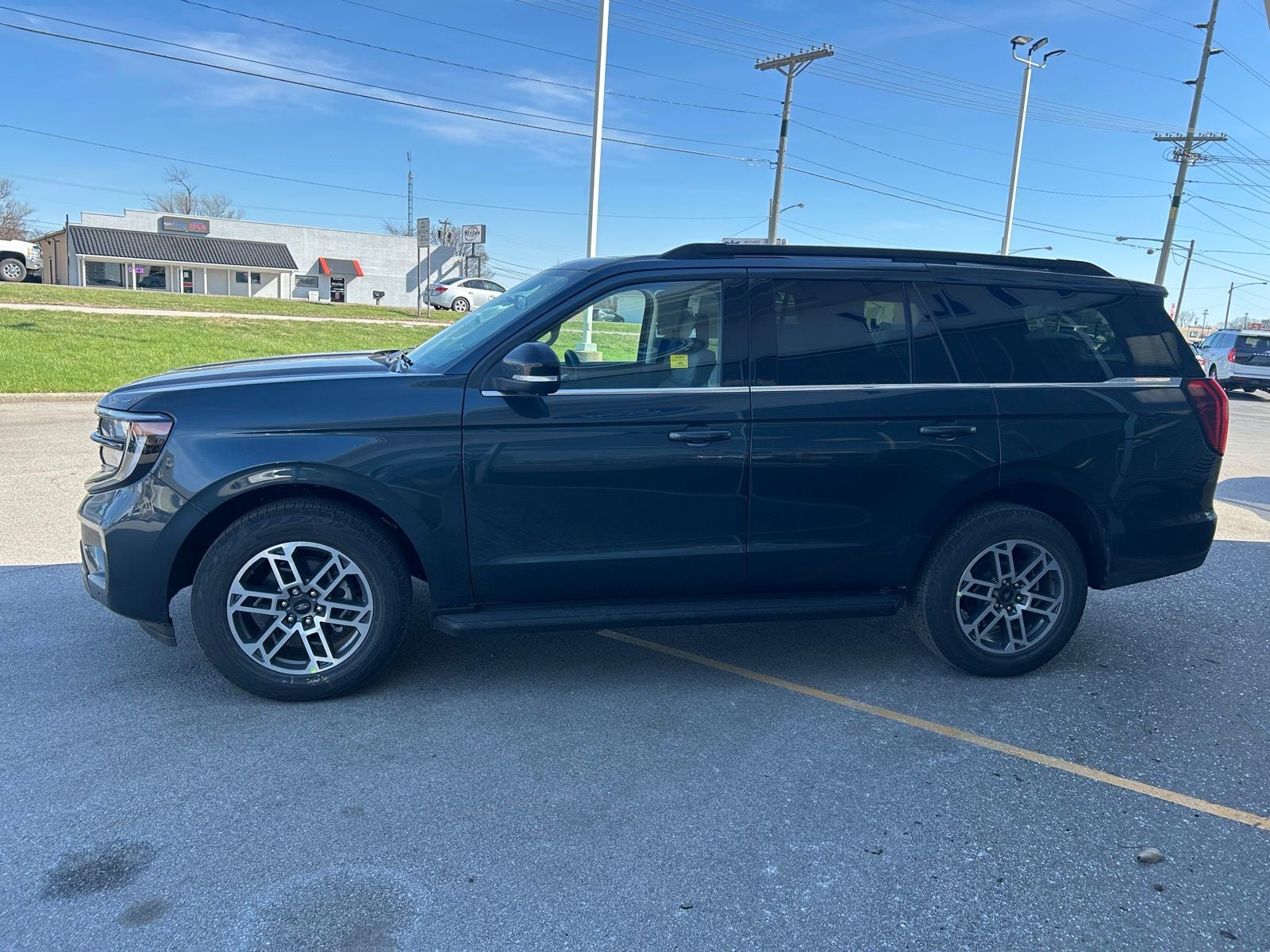 2026 Ford Expedition Active