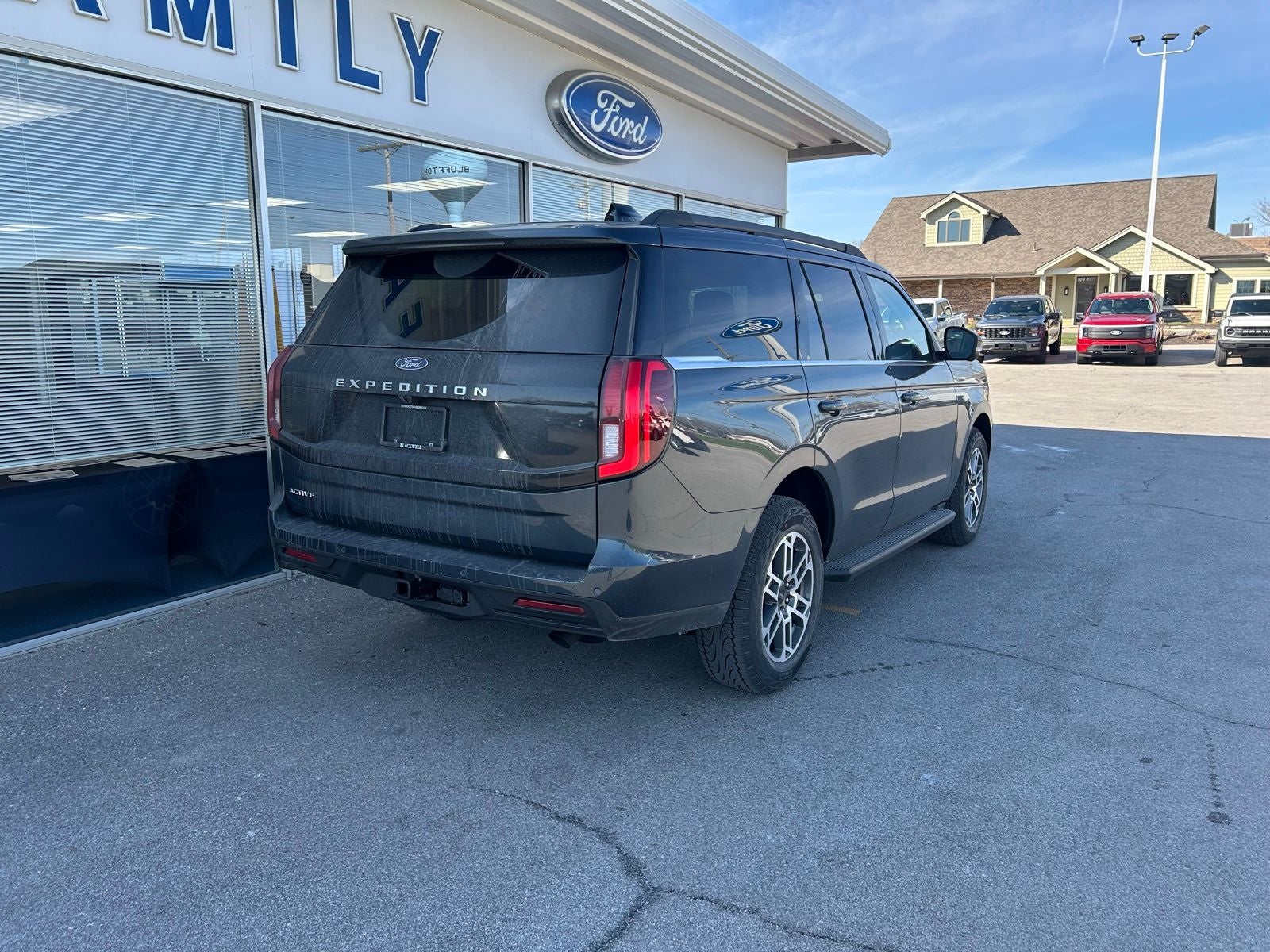 2026 Ford Expedition Active