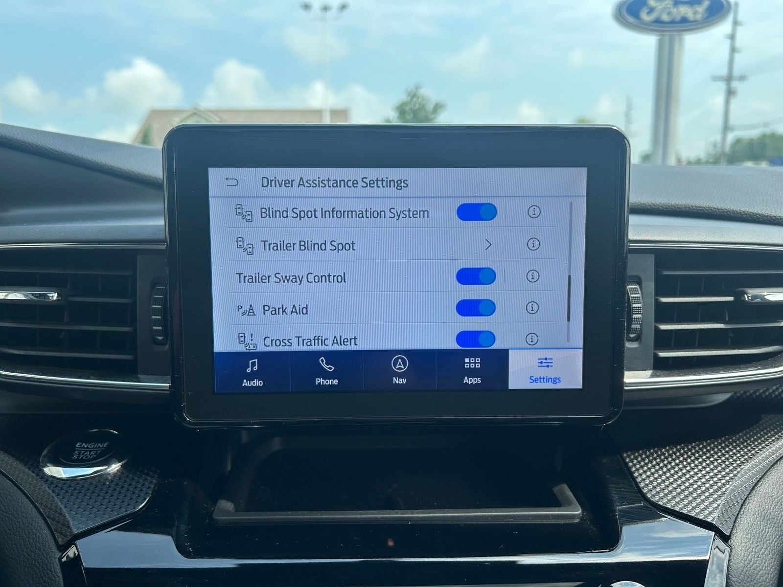 2024 Ford Explorer ST-Line