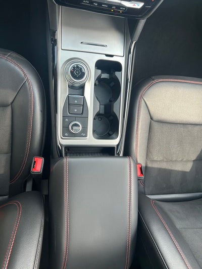 2024 Ford Explorer ST-Line