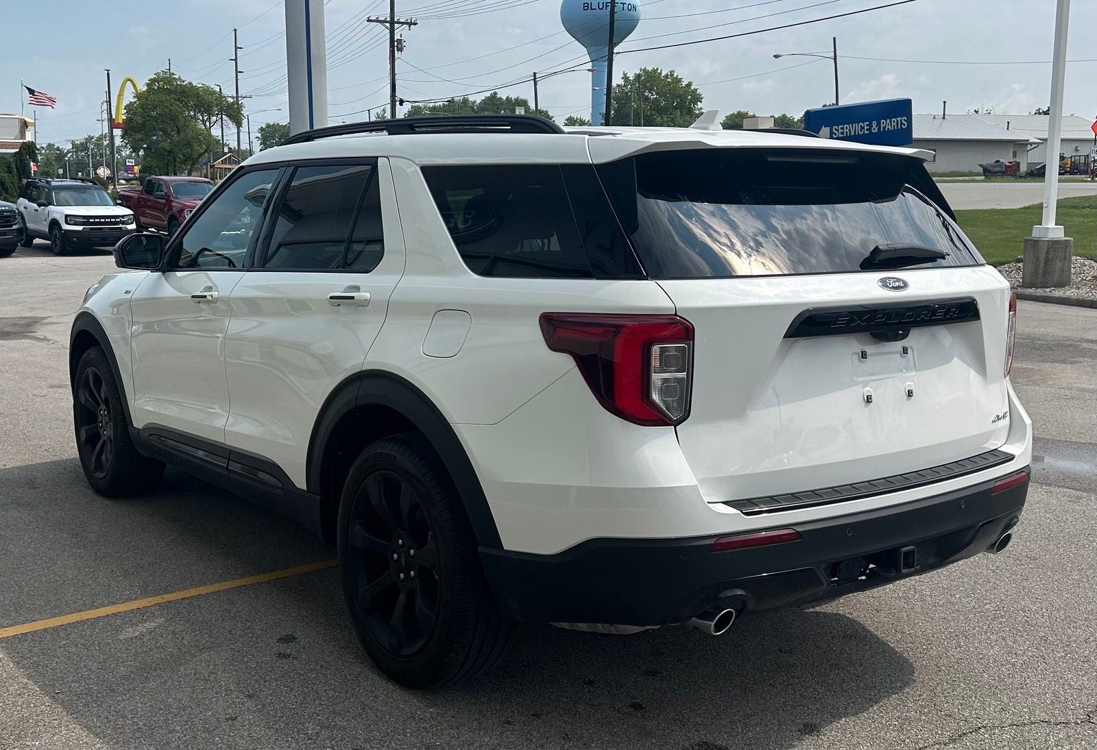 2024 Ford Explorer ST-Line