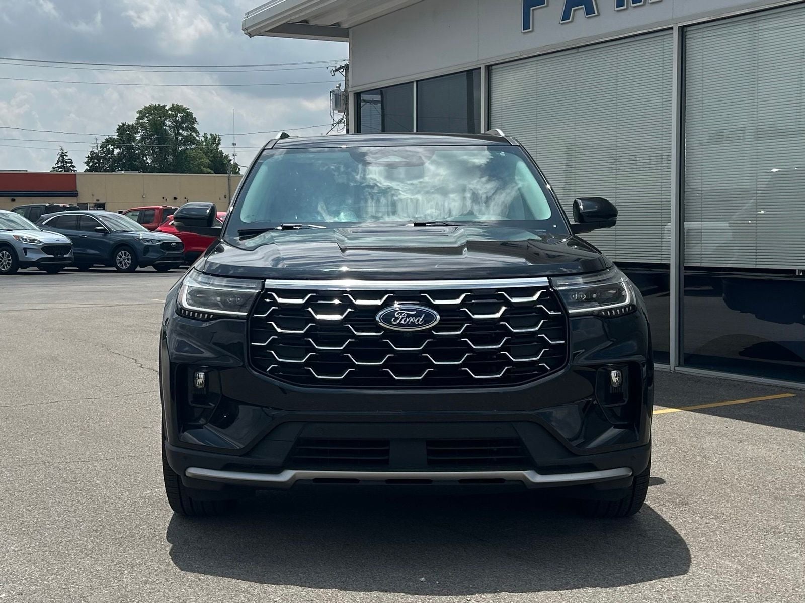 2025 Ford Explorer Platinum