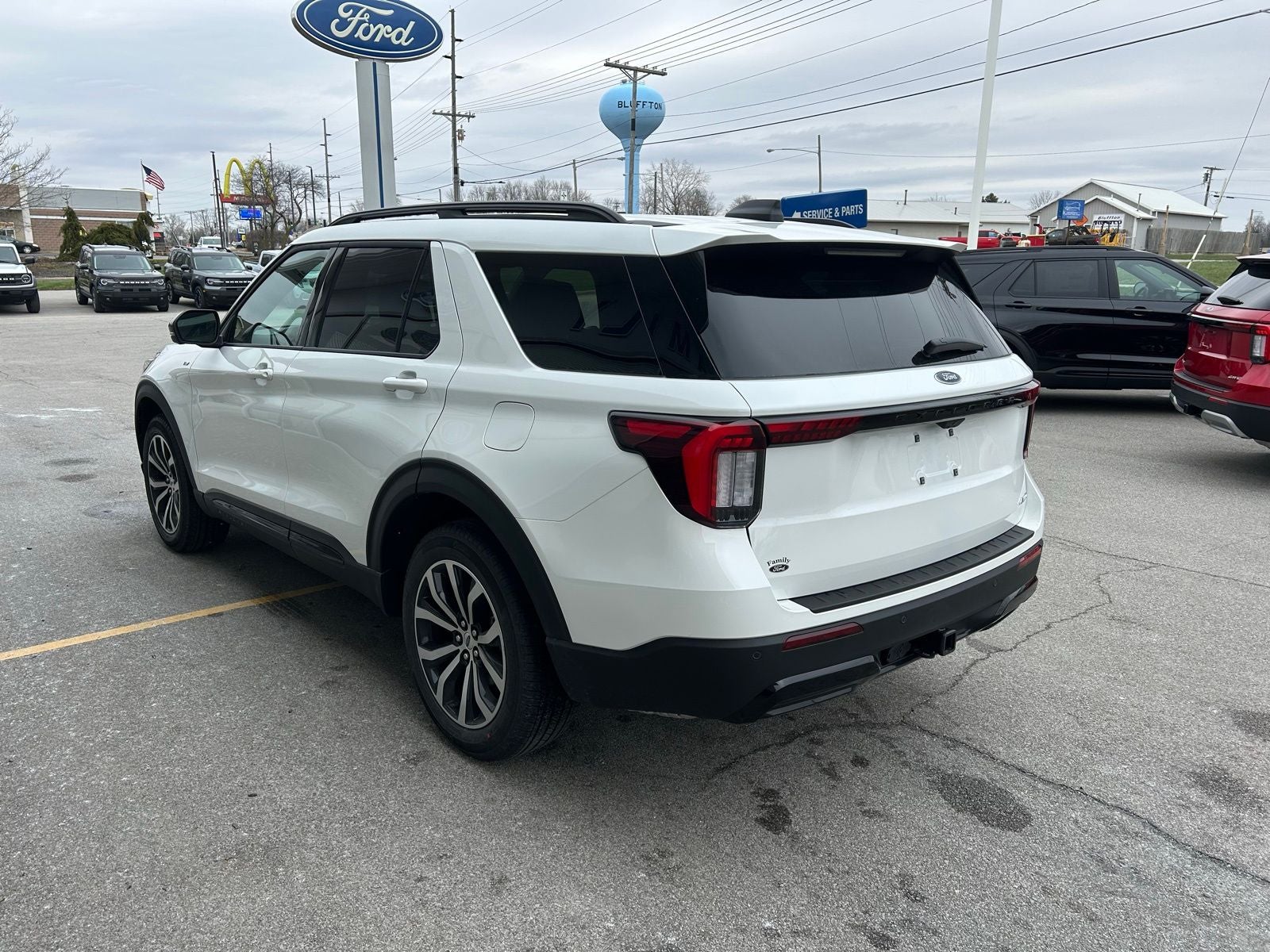 2026 Ford Explorer ST-Line