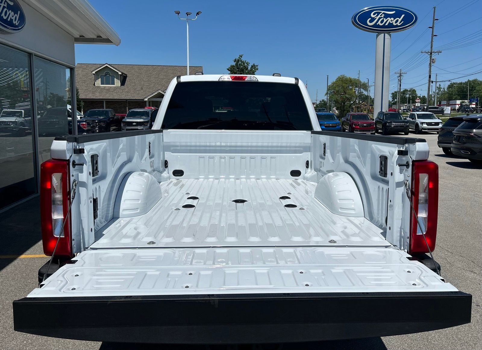 2026 Ford F-350SD XLT