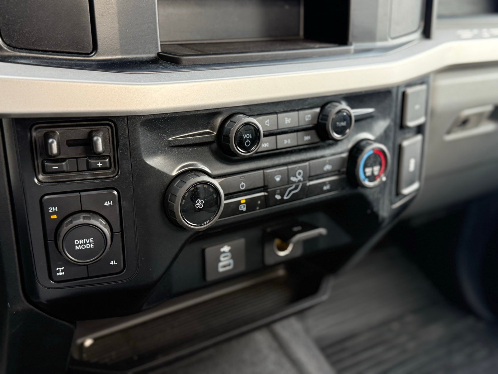 2024 Ford F-250SD XL