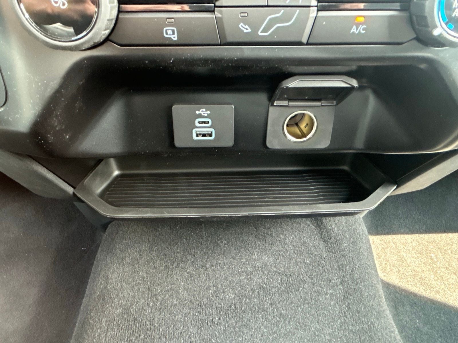 2026 Ford F-350 Super Duty XLT - Photo 24