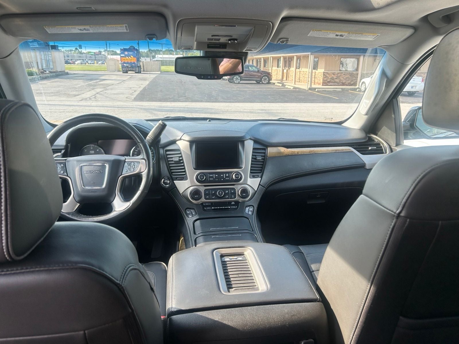 2017 GMC Yukon Denali