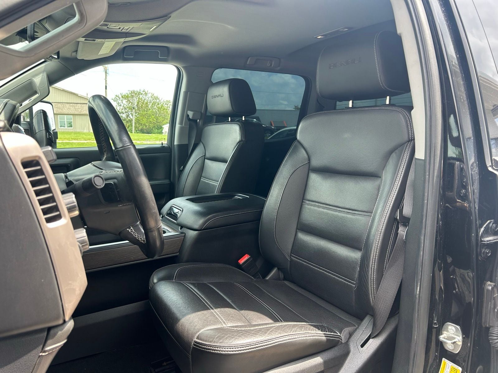 2018 GMC Sierra 2500HD Denali