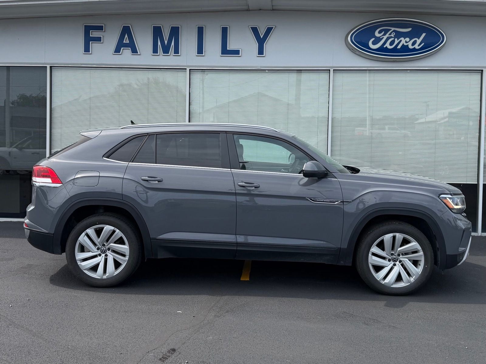 2021 Volkswagen Atlas Cross Sport 3.6L V6 SE w/Technology