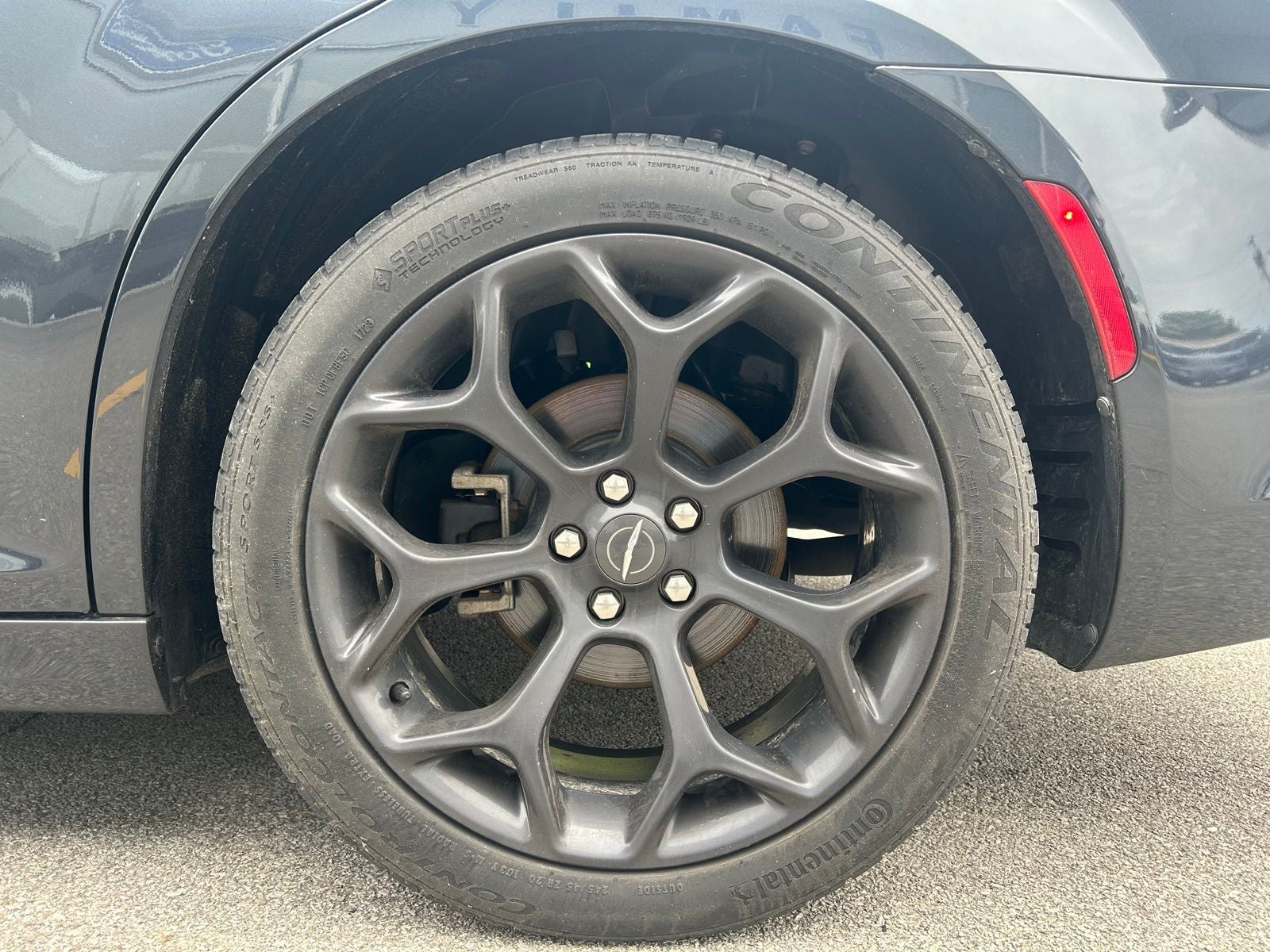 2019 Chrysler 300 S