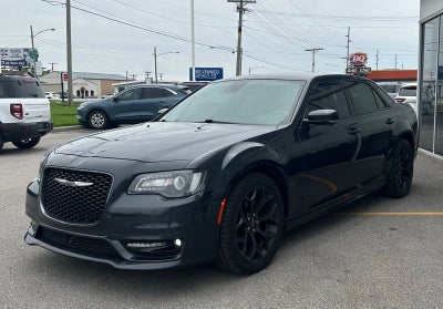 2019 Chrysler 300 S