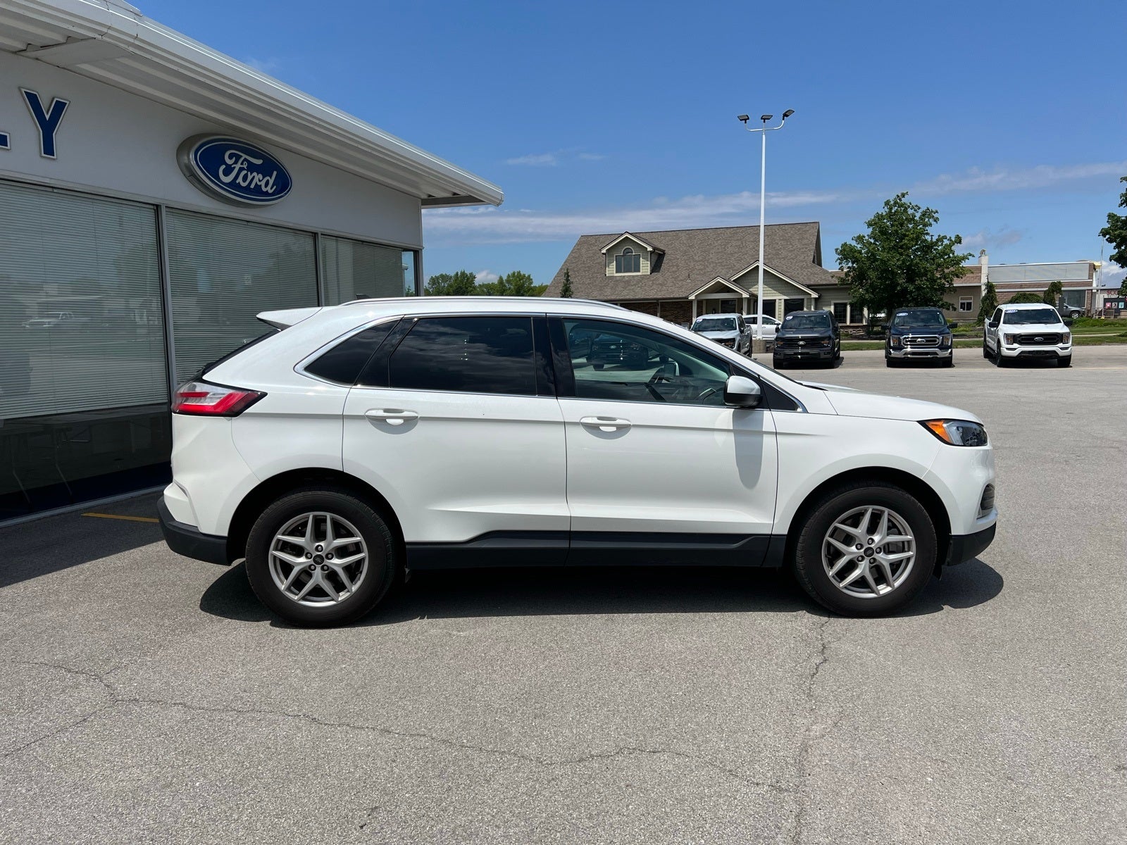 2023 Ford Edge SEL
