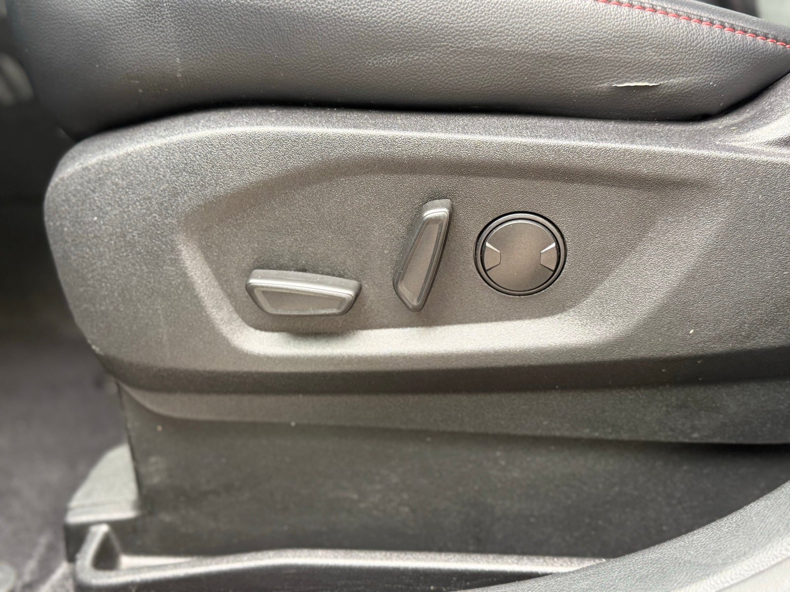 2024 Ford Edge ST Line