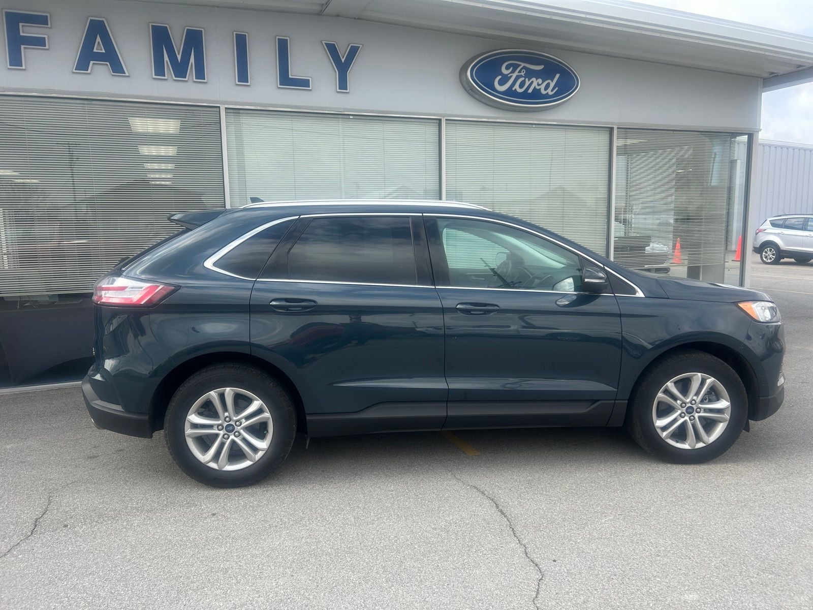 2019 Ford Edge SEL