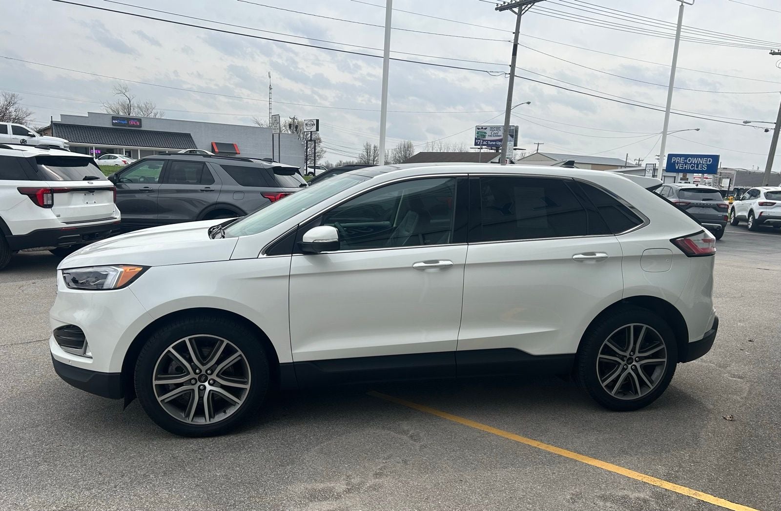 2024 Ford Edge Titanium