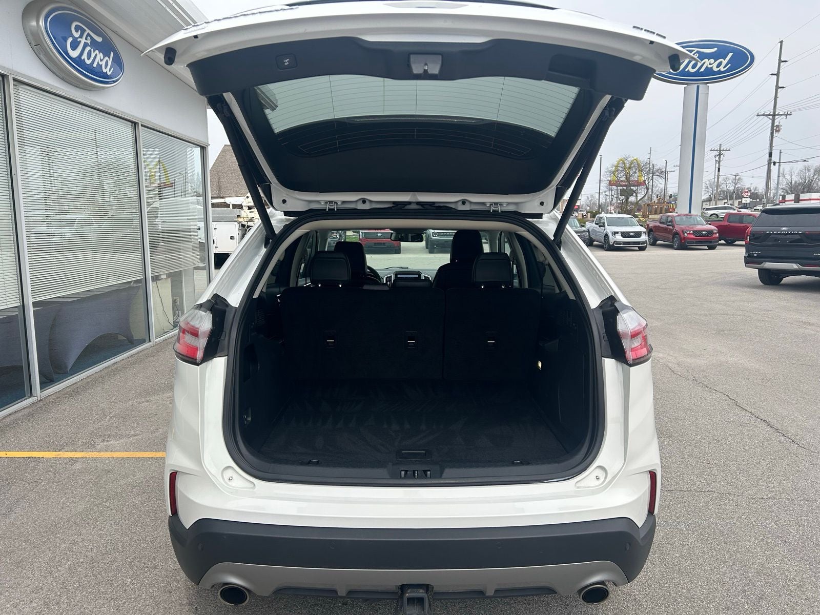 2024 Ford Edge Titanium