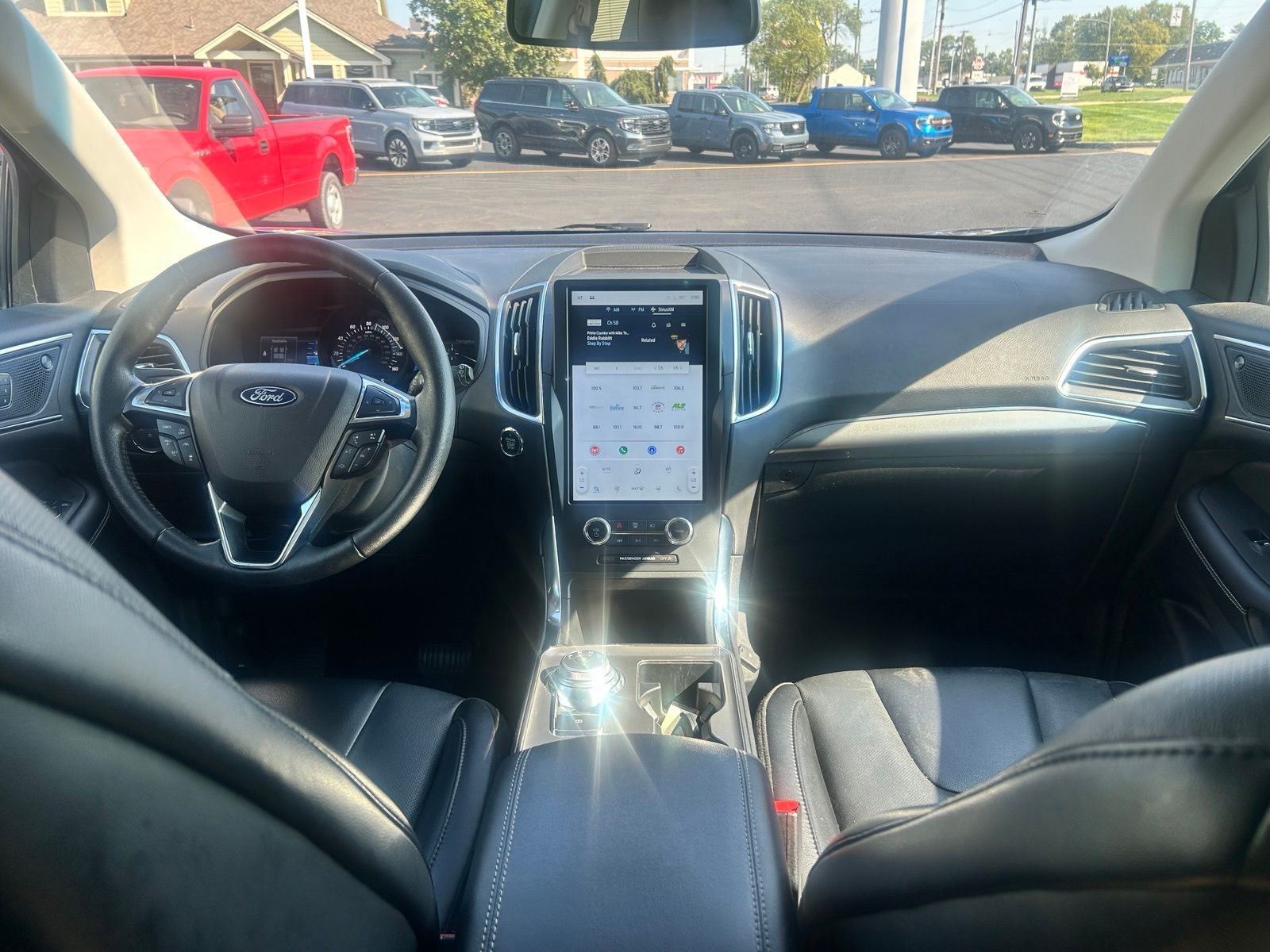 2022 Ford Edge Titanium