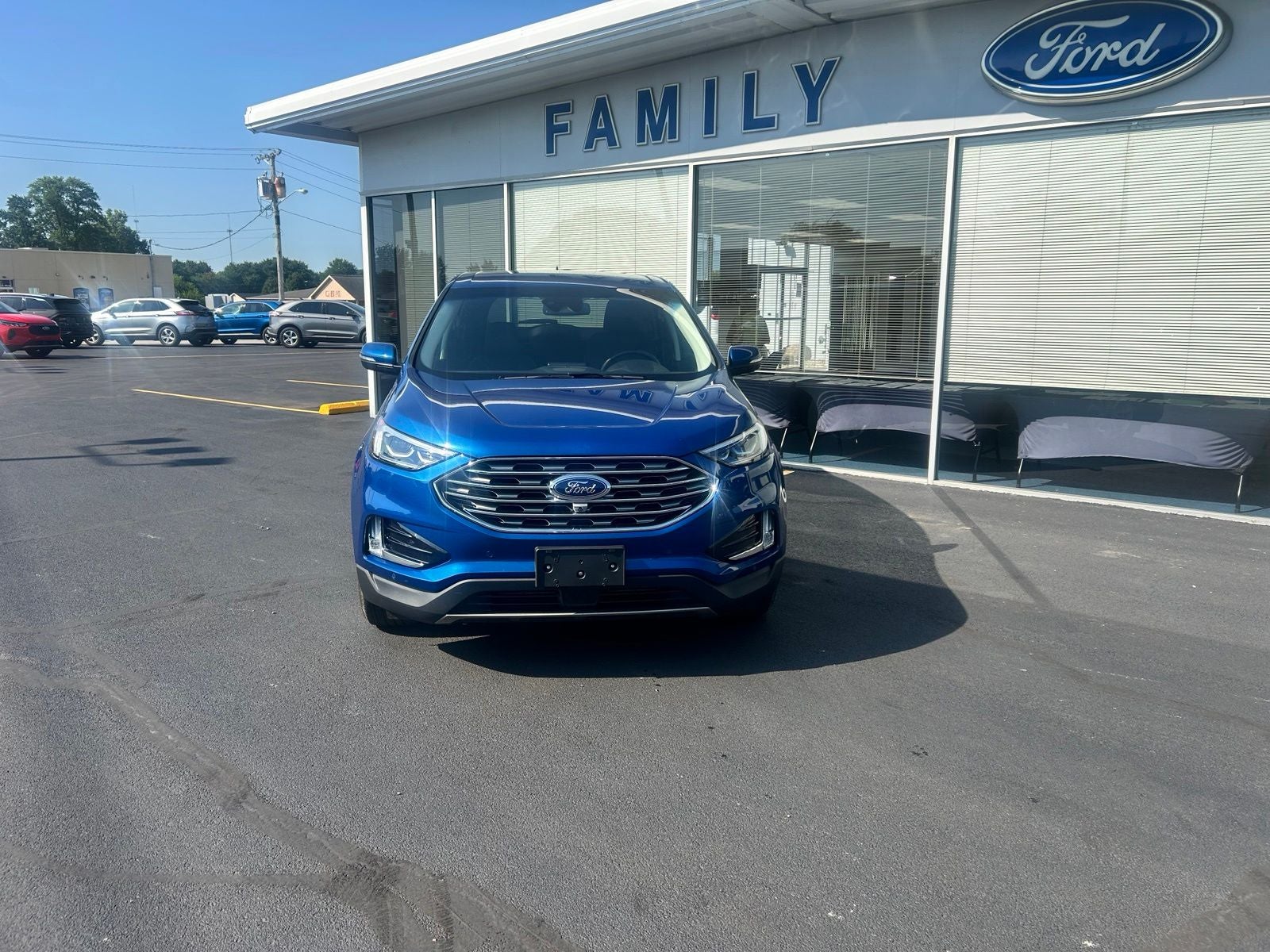 2022 Ford Edge Titanium