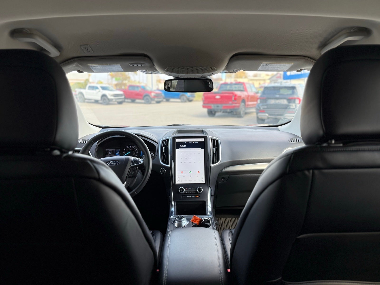 2022 Ford Edge Titanium