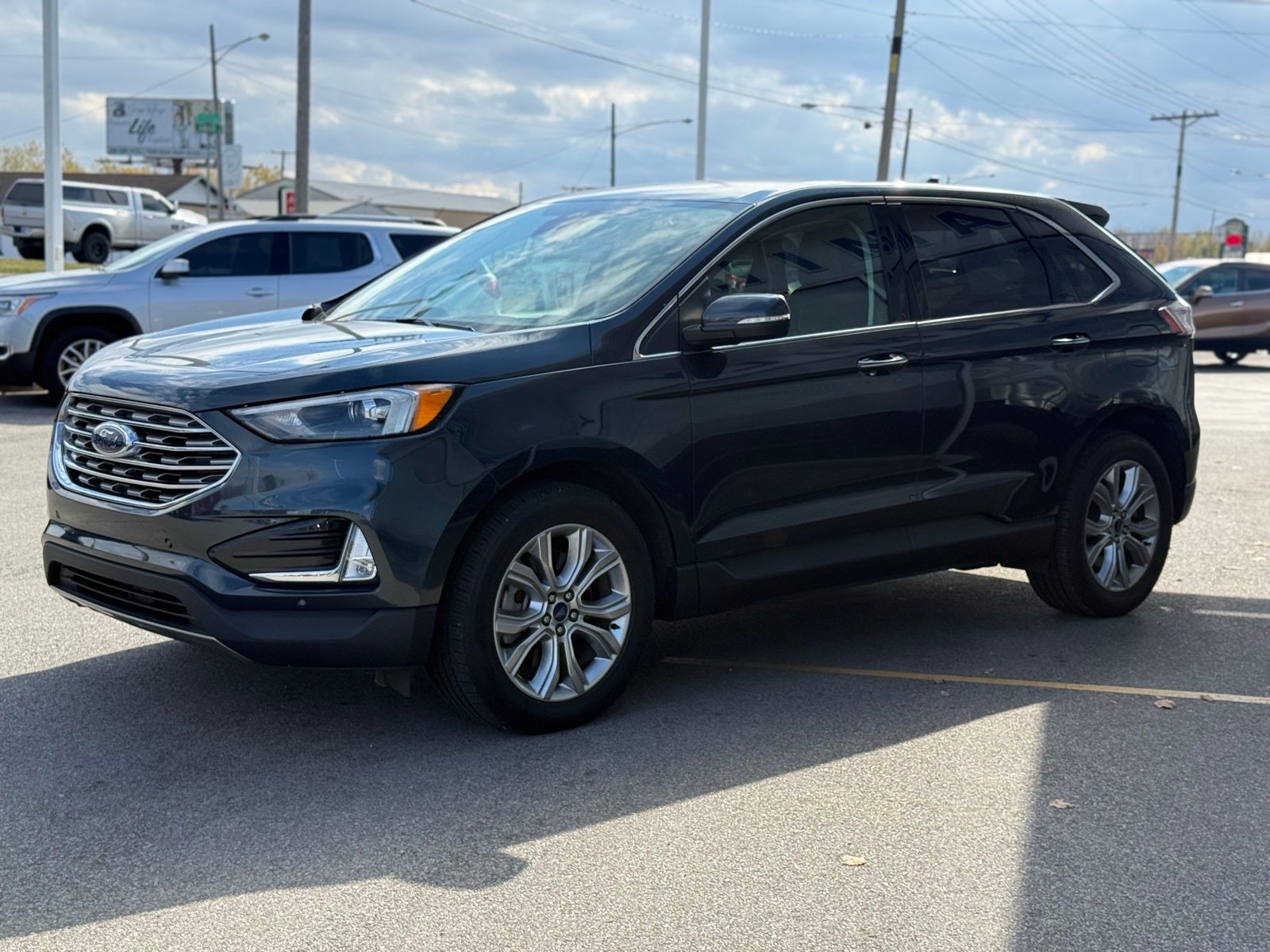 2022 Ford Edge Titanium