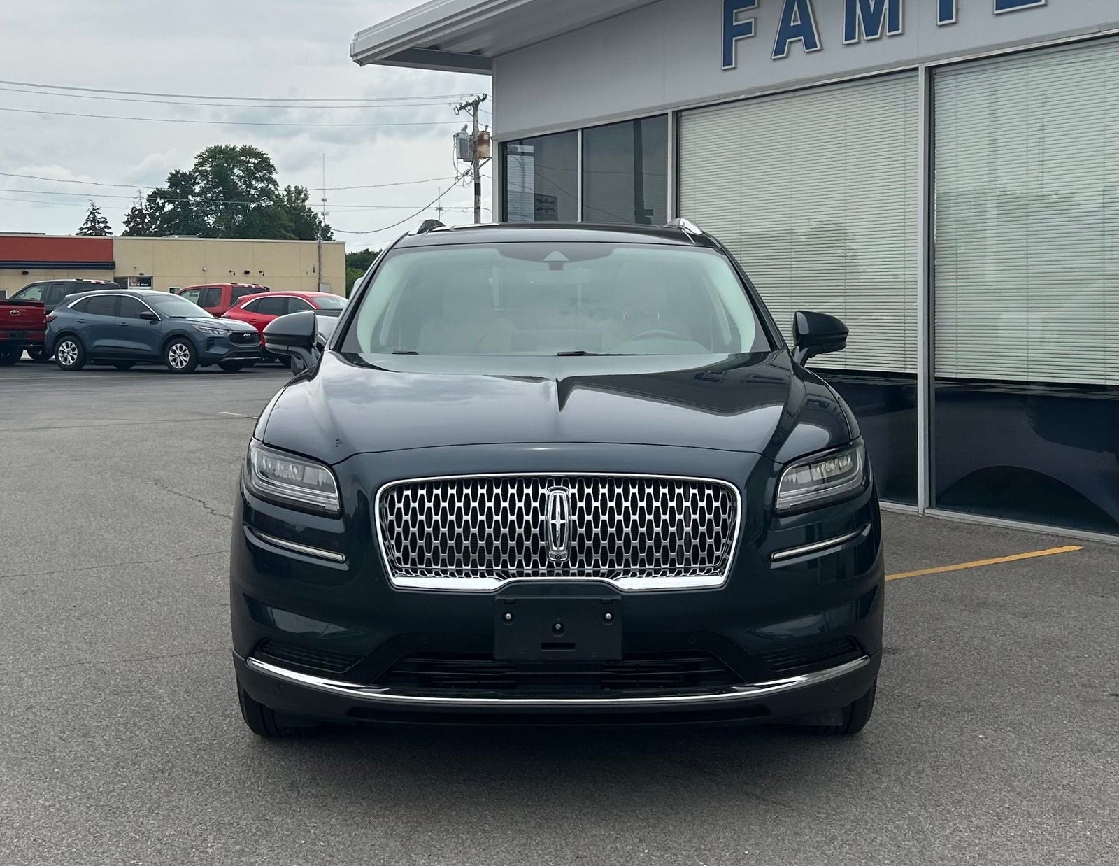 2022 Lincoln Nautilus Reserve