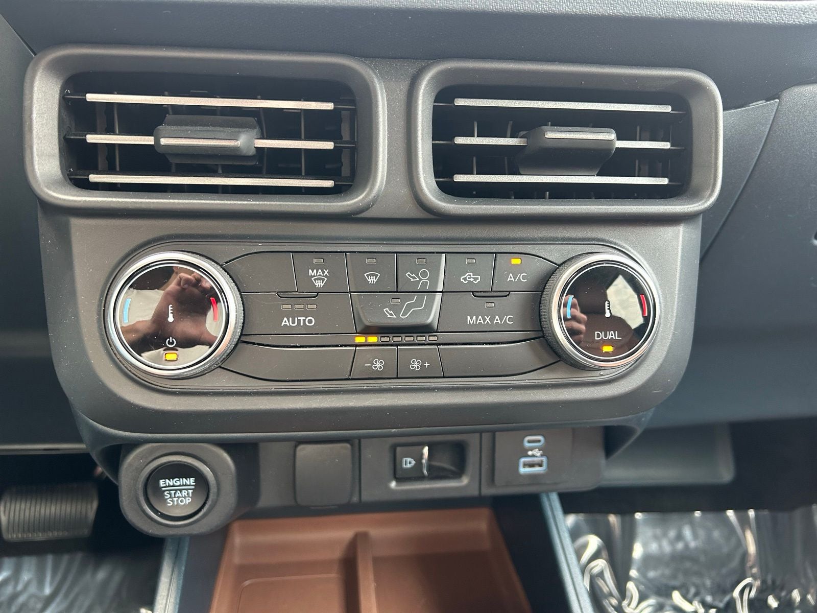 2023 Ford Maverick Lariat