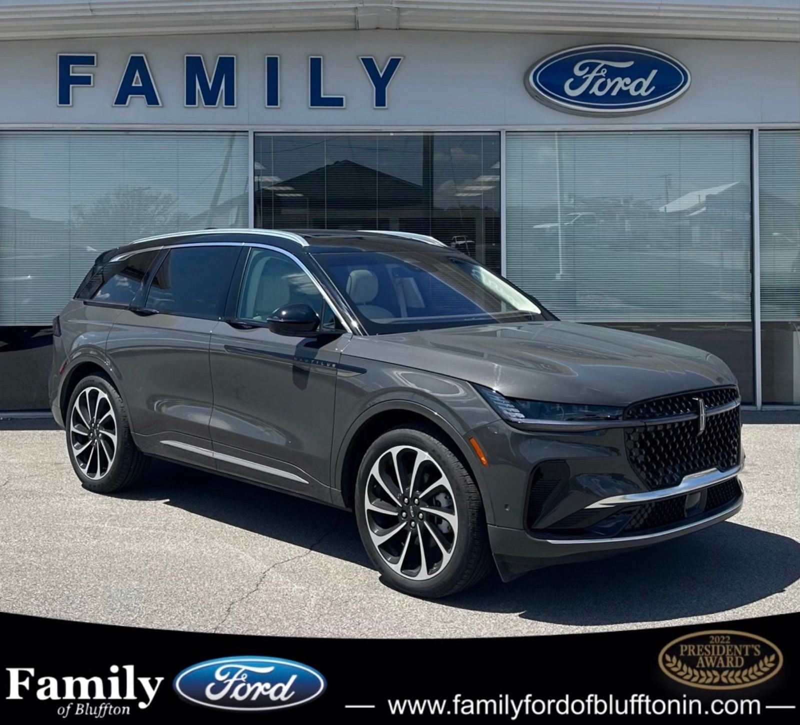 2024 Lincoln Nautilus Black Label AWD's photo