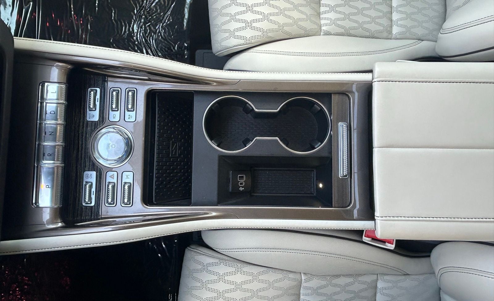 2024 Lincoln Nautilus Black Label