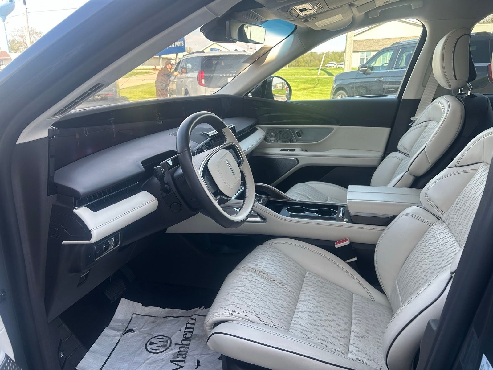 2024 Lincoln Nautilus Black Label