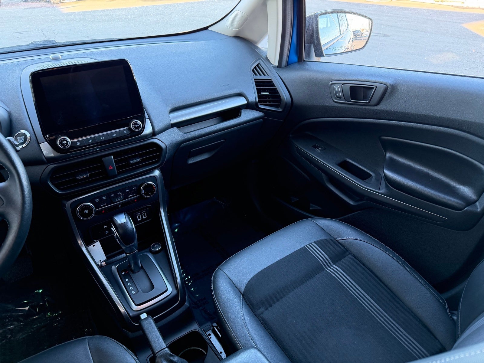 2022 Ford EcoSport SES