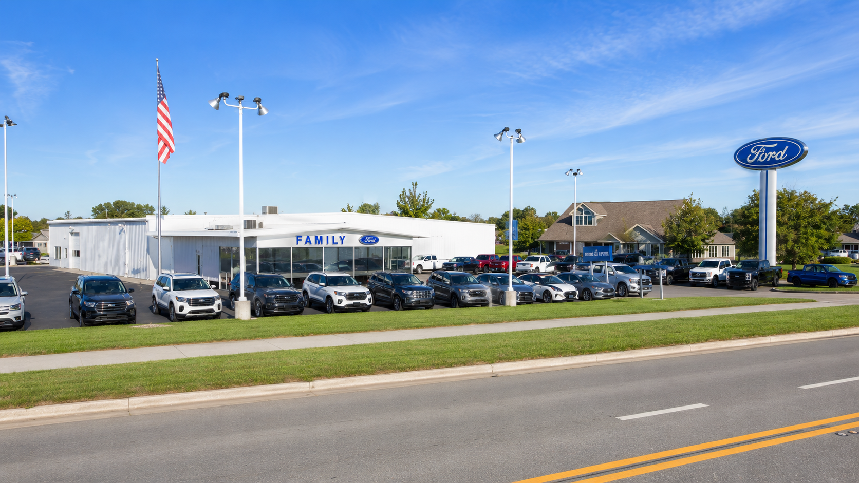 Ford dealership serving Fort Wayne, IN - Family Ford of Bluffton